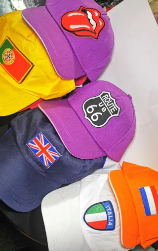 Gorras de países y logos