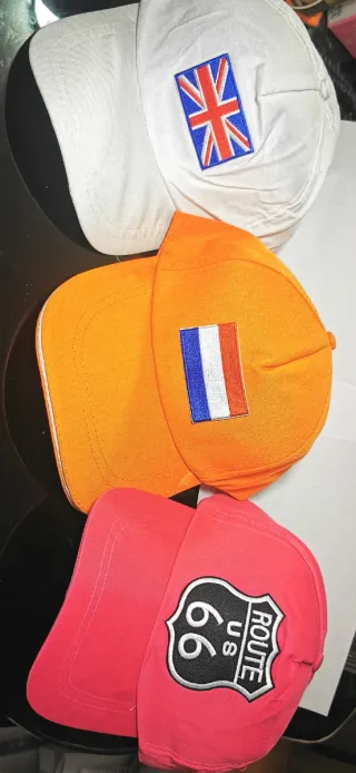 Gorras de países y logos