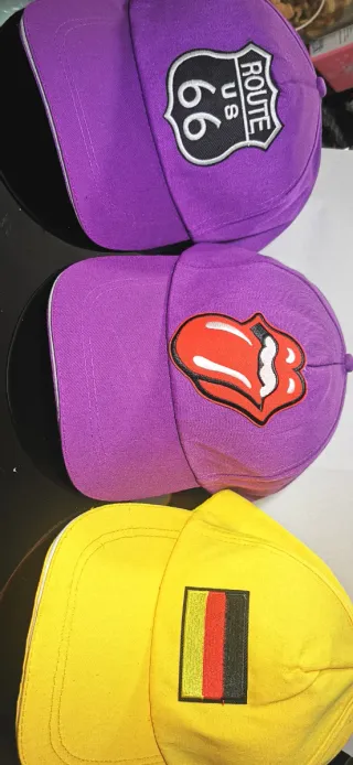 Gorras de países y logos