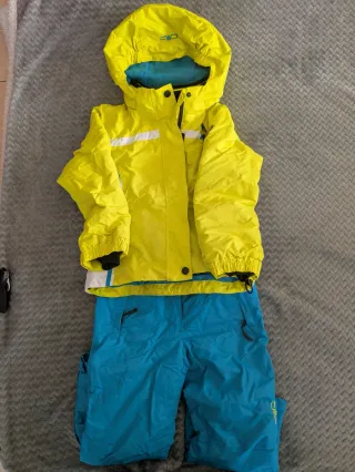 Traje esquí niño 3-4 años.