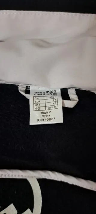 Chaqueta Quechua Negra