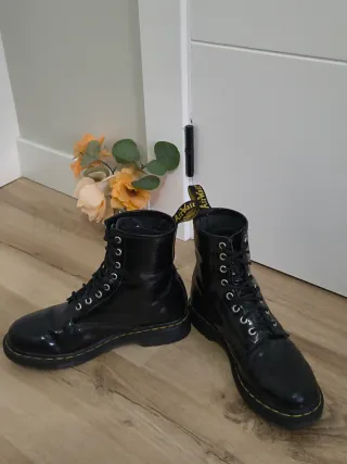 Botas Dr. Martens 1460 color negro