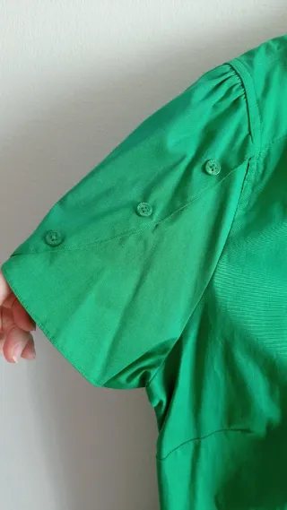 Blusa verde manga corta