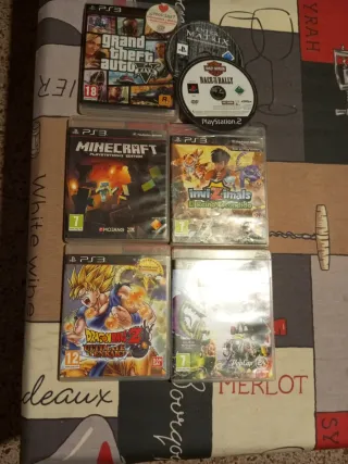 Pacchetto Giochi PS3: GTA V, Minecraft, Invizimals, D