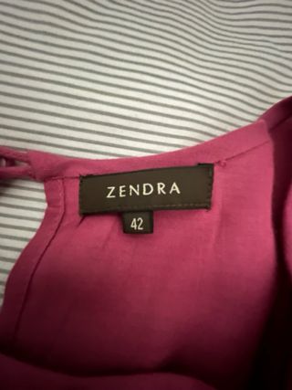 Blusa Zendra mujer con volante y encaje