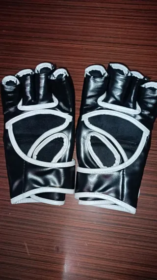 Guanti MMA/Kickboxing Neri