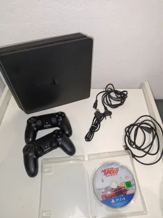PS4 (PlayStation 4) slim Negra + 2 Mandos