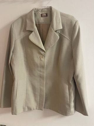 Americana Visense Talla 44 Beige