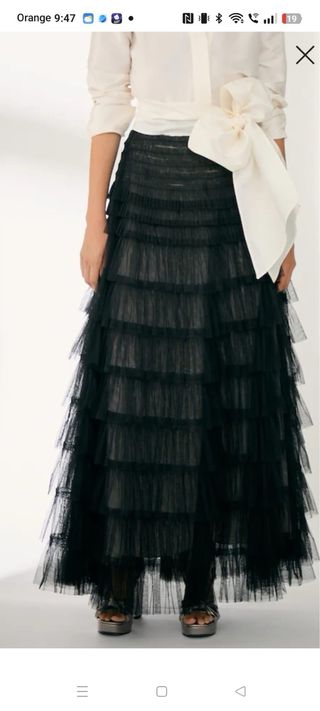 Falda midi de fiesta de tul negra volantes