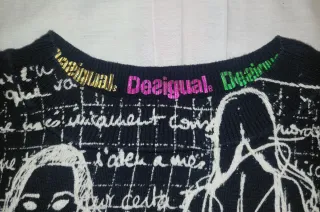 Jersey Desigual negro estampado blanco, Talla M