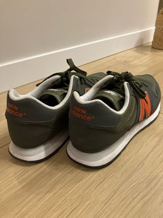 Zapatillas New Balance Verde y Naranja