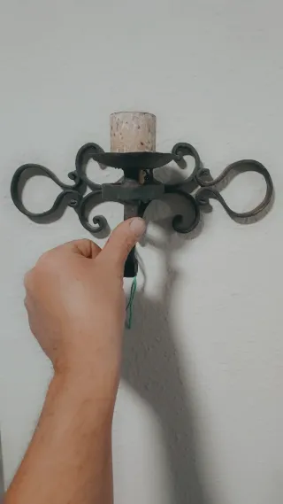 Aplique de forja , solo pintar y poner bombilla im