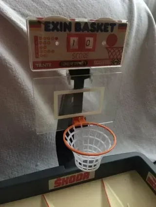 Lote 2 canastas baloncesto aro naranja y 2 pelotas