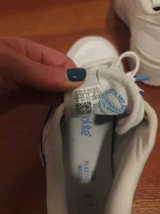 Zapatillas Adidas Forum Low Blancas y Azules