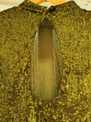 Camiseta lentejuelas cuello alto verde/dorado