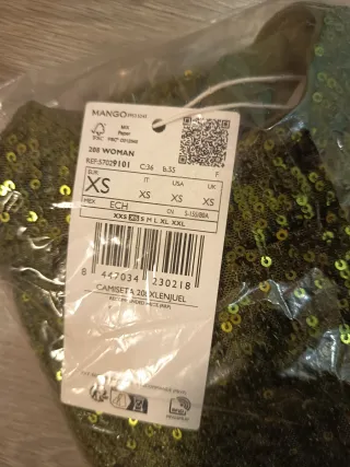 Camiseta lentejuelas cuello alto verde/dorado