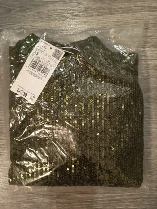 Camiseta lentejuelas cuello alto verde/dorado