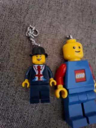 Lego 2 llaveros minifiguras