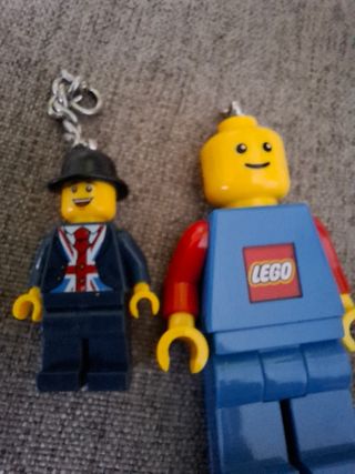 Lego 2 llaveros minifiguras