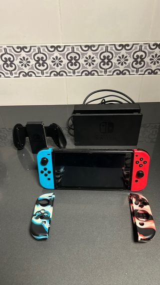 Nintendo Switch + FIFA 19 e FIFA 22