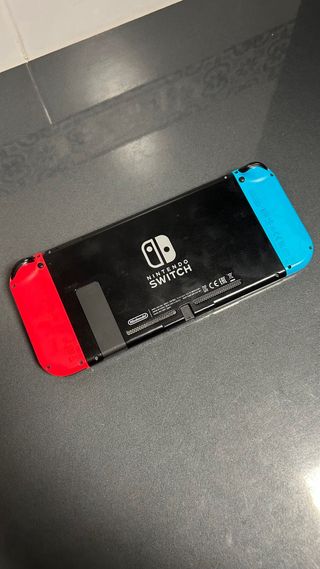 Nintendo Switch + FIFA 19 e FIFA 22