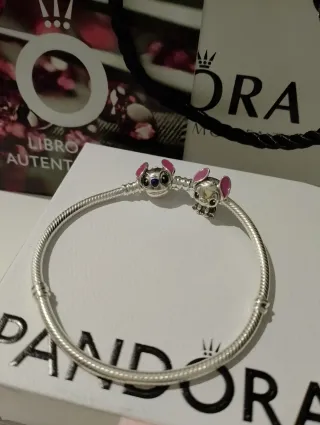 Pulsera Pandora con charms Stitch y Ángel