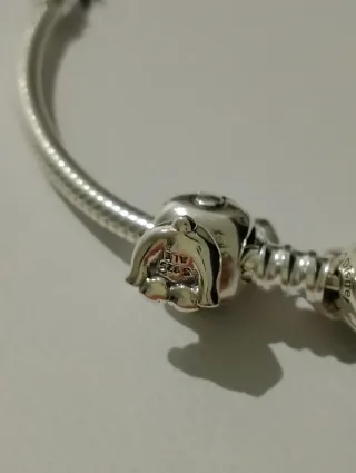Pulsera Pandora con charms Stitch y Ángel