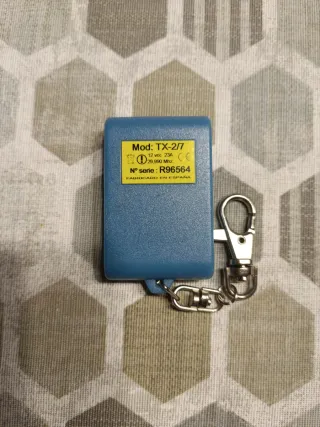 Mando garaje CLEMSA TX-2/7 29,990 Mhz 23A