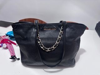 Bolso Michael Kors Piel Negro Cadena