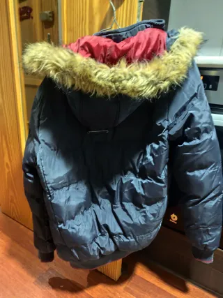 Chaquet azul con capucha