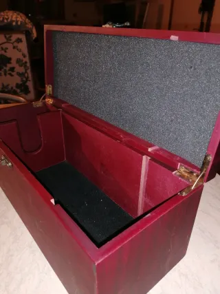 Scatola in legno con chiusura