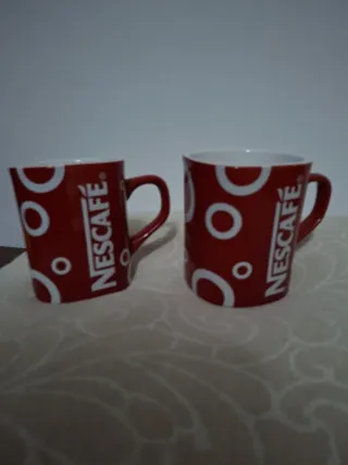 Vendo lote de dos tazas de la marca NESCAFÉ