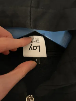 Felpa Lay con cuore rosso