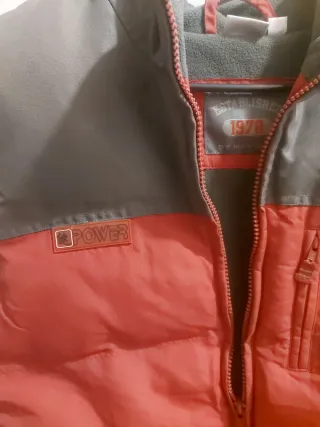 Chaqueta sin mangas niño gris y rojo Talla 14 años