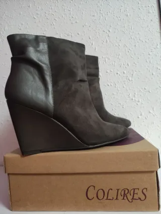 Botines cuña Pull&Bear grises talla 37
