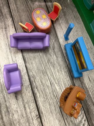 Casa de muñecas plegable con accesorios