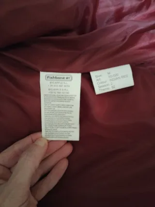 Chaleco burdeos con capucha Talla M