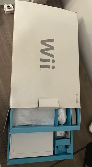 Nintendo Wii completo con accessori e giochi