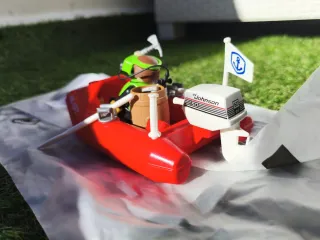 Playmobil Buceador con Barco y Accesorios