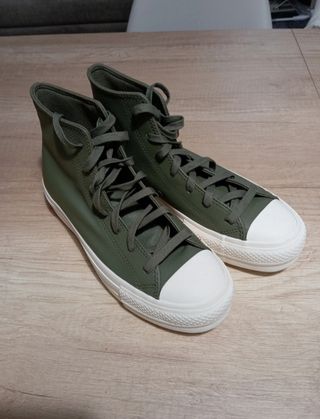 Converse plataforma verde militar
