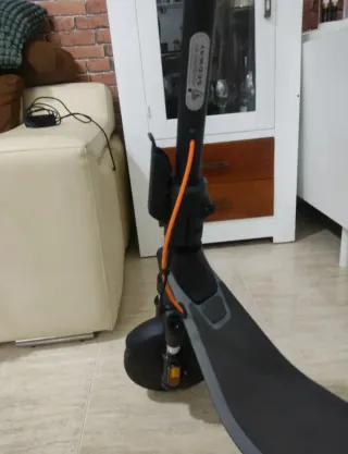 Patinete Eléctrico Segway Ninebot E2 II Plus