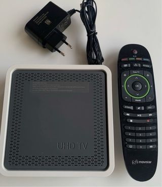 Descodificador UHD TV Movistar con Mando
