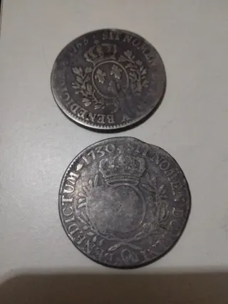 Lote de dos monedas de Luis XV