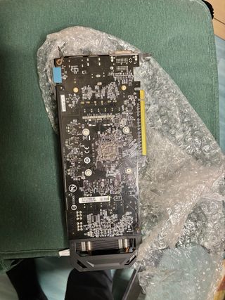 Gráfica Gigabyte R9 270x Windforce