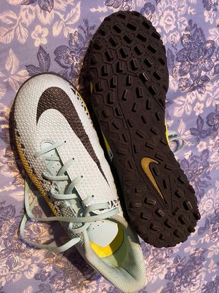 Scarpe da calcio Nike Phantom blu e gialle