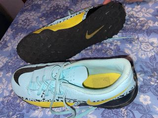 Scarpe da calcio Nike Phantom blu e gialle