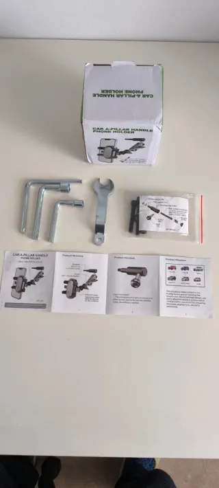 Soporte para móvil en su caja