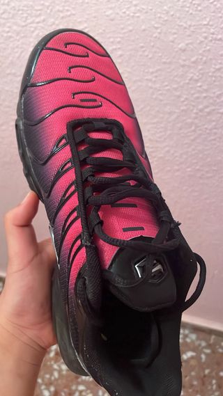 Zapatillas Nike TN Air Max Negras y Rosas