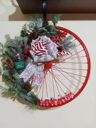 Ruota decorativa natalizia