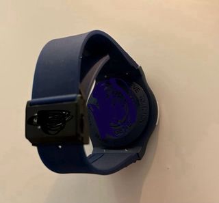 Reloj Azul y Plateado